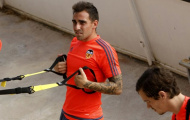 Paco Alcacer chê '6 múi', muốn Otamendi ở lại