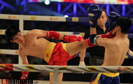 Võ sĩ Muay Thái phản đòn, đối thủ rách mắt