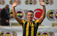 Van Persie kiếm ‘tiền tấn’ nhờ rời Man Utd