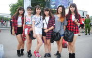 Dàn hot girl hâm nóng trận ĐTVN - Man City