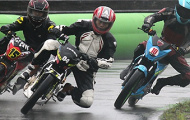 Gần 100 tay đua tranh tài ở giải đua môtô tại Đà Nẵng