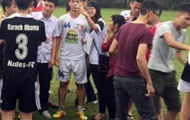 Công Phượng và HAGL bị fan “quây” ở Hải Phòng