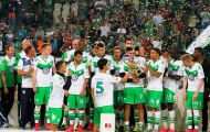 'Thánh' Bendtner khiến 'Hùm xám' tiếp tục đói siêu cúp