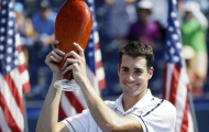 'Người khổng lồ' John Isner giành danh hiệu đầu tiên