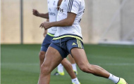 Ronaldo lại khoe cơ đùi trong buổi tập của Real Madrid