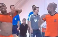 Video:Pep Guardiola suýt đánh nhau với De Jong
