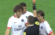 Video: Thẻ đỏ đầu tiên của mùa giải 2015/2016