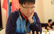 Lê Quang Liêm chia điểm ván 6 giải cờ vua vô địch châu Á 2015