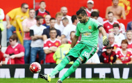 Người cũ M.U nức lời khen Sergio Romero