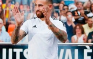 Dự lễ ra mắt hoành tráng, Otamendi xem như ở lại Valencia