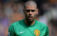'Nịnh' Pep Guardiola, Valdes ngầm 'đá đểu' Van Gaal