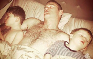 Phì cười với bố con nhà Rooney