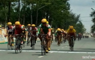 Chặng 4 giải xe đạp Đồng bằng sông Cửu Long 2015: Tranh chấp quyết liệt ở giải áo xanh