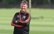 Chuyện trong ngày: Vì sao Van Gaal “quậy” đội hình M.U?
