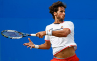 Nadal 'đứng hình' với pha phản công đẹp mắt của đồng hương