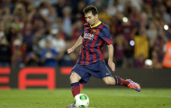 Video: Tình huống Suarez ngã đẹp, Messi sút hỏng penalty
