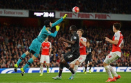 Cech bật mí về trận đấu xuất thần trước Liverpool