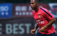 Video: Robinho 2 lần xâu kim thủ môn và ghi bàn
