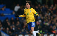 Video: Kaka làm khổ hàng thủ Argentina