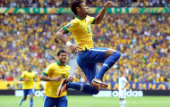 Video: Ngất ngây với những vũ điệu Samba trên sân cỏ của Neymar