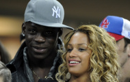 Bồ cũ quăng cục lơ to đùng cho Balotelli