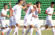 Cầu thủ U19 Việt Nam giải trí bằng cách... nói chuyện với nhau ở phòng riêng