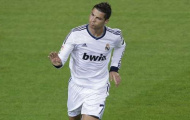 Real Madrid cùng bảng PSG, Ronaldo than khó