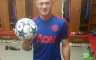 Depay cực chất bên siêu xe, Rooney khoe bóng 'hat-trick'