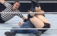 Video: Trận đấu giữa Dean Ambrose và Sheamus tại Smackdown tuần qua