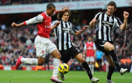 Cách khung thành 3m, Theo Walcott... 'bắn chim'