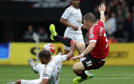 Swansea 2-1 M.U: Rooney, Romero dở tệ, Manchester United lại thua Swansea