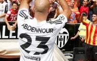 Abdennour thay thế Otamendi: Đến số áo cũng giống!