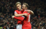 HLV Van Gaal đang làm gì với hàng công Man United?