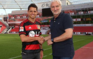 Chicharito rời M.U: Tạm biệt “hạt đậu nhỏ”!