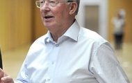 HLV Wenger và Sir Alex tái ngộ trong cuộc họp của UEFA
