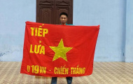 Fan Hải Phòng mang pháo sáng sang Lào cổ vũ U19 Việt Nam