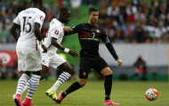 Cristiano Ronaldo bất lực trước vòng vây của tuyển Pháp