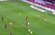 Video: Ibrahimovic vỗ tay trước pha bóng như lập trình của ĐT Nga