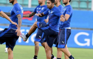 'Các bô lão' tuyển Italia thoải mái tập nhẹ chờ đón Bulgaria‬