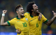 Video: Neymar và Marcelo làm xiếc với bóng trên sân tập