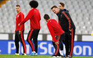 HLV Van Gaal và giấc mơ “cây nhà lá vườn” của Man United
