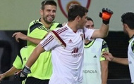 Pique rạng rỡ vì Tây Ban Nha 'được' đá sân khách Macedonia