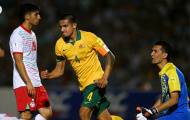 Video: Tim Cahill lại đánh đầu khiến thủ môn chỉ biết đứng nhìn