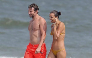 Irina Shayk ra mắt 'mẹ chồng' tương lai