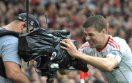 Steven Gerrard vẫn còn 'cay' khi bị Sir Alex đánh giá thấp
