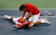 Federer chọc phá Wawrinka trước bán kết