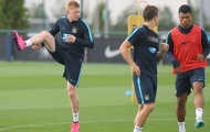 Tiền vệ giá hời của Man City tập luyện chờ ra mắt CĐV