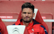 Chê Giroud chân gỗ, thế Rooney thì sao?