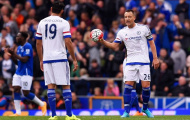 Diego Costa ‘choảng’ John Terry trên sân tập?