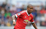 M.U nên chọn Memphis Depay hay Ashley Young?